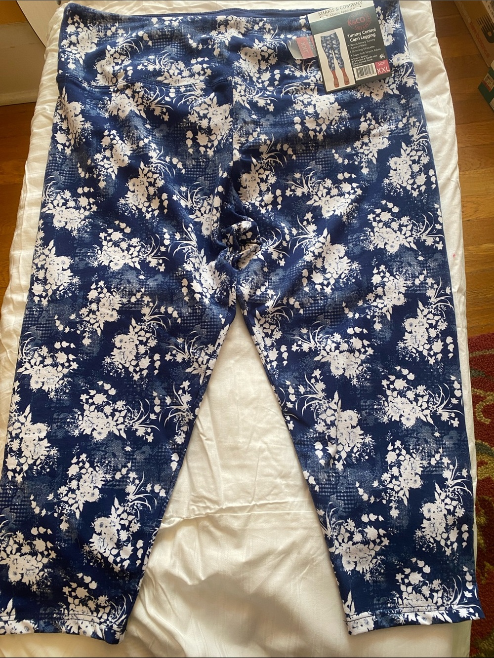 K&CO Navy Floral Capri Leggings - Tummy Control